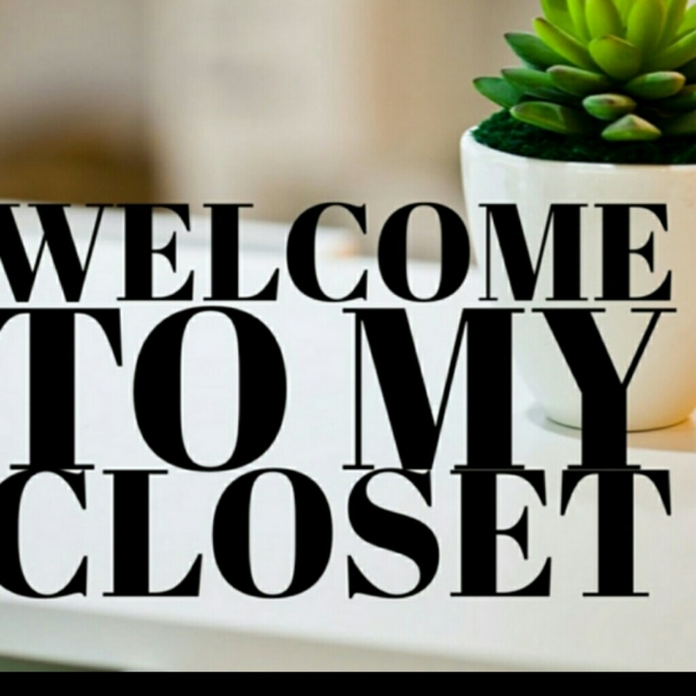 I'm a Posh Ambassador😍Shop My Closet & Save!!💰💰